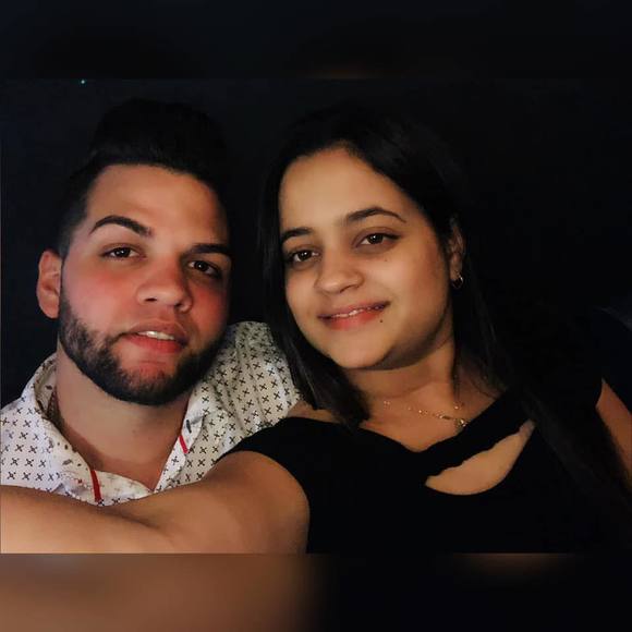 Profile Picture of Laura amelia Bormey (@ameliab2014) on Poshmark