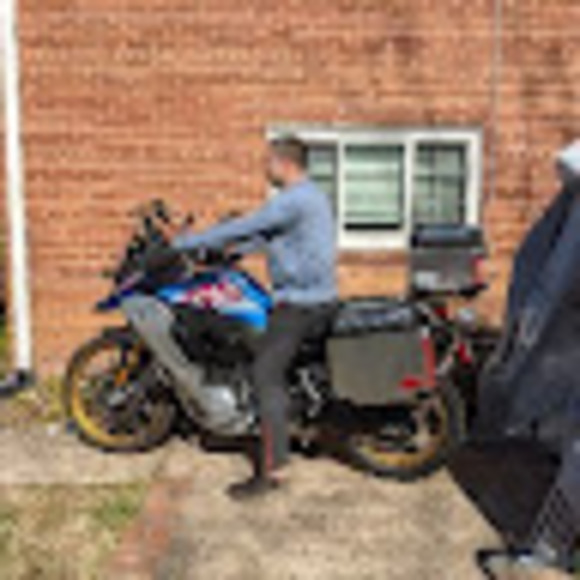 Profile Picture of Steven Crosbie (@stevemax07) on Poshmark