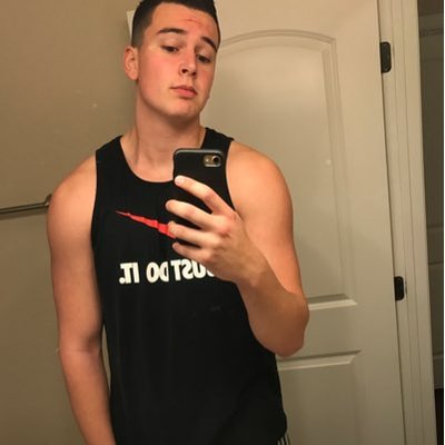 Profile Picture of Dustin Burrows (@DustinBurrows12) on Twitter