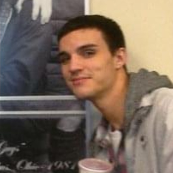 Profile Picture of Adam Tegtman (@adamtegtman) on Poshmark