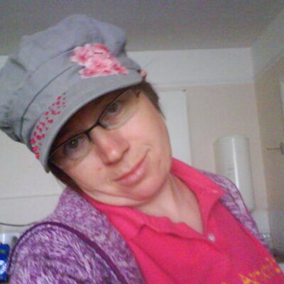 Profile Picture of Mandy Heath (@artfarty) on Twitter
