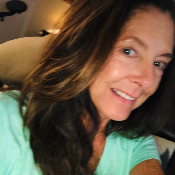 Profile Picture of Pamela Ziegler (@pamelaziegler) on Poshmark