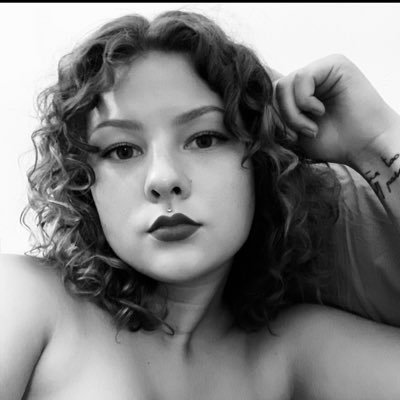 Profile Picture of Depressed Wolf (@LeoMoonbb) on Twitter