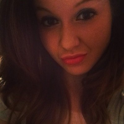 Profile Picture of Nancy Routh (@NanShiiii) on Twitter