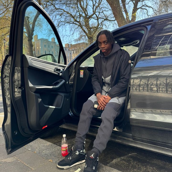 Profile Picture of swıft! (@kay.swft) on Tiktok