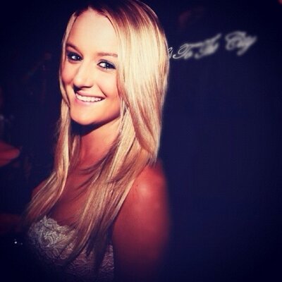 Profile Picture of Kelsie Wright (@kelsiewnf) on Twitter