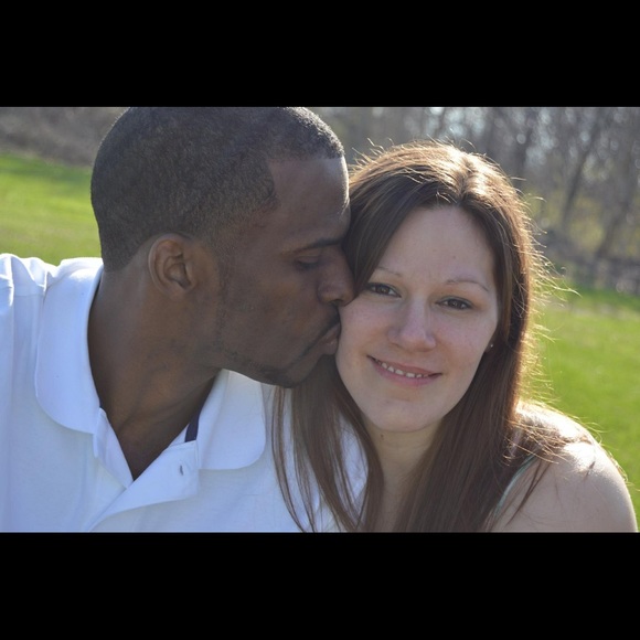 Profile Picture of Shannon Phillip (@shannon_phillip) on Poshmark