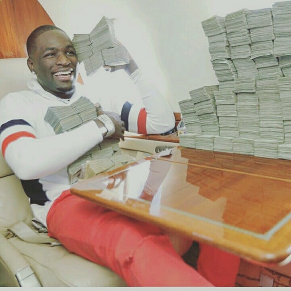 Profile Picture of Jordan Staton (@jaystaton93) on Poshmark