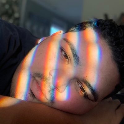 Profile Picture of Danny 🌹 (@LawProfCorrea) on Twitter
