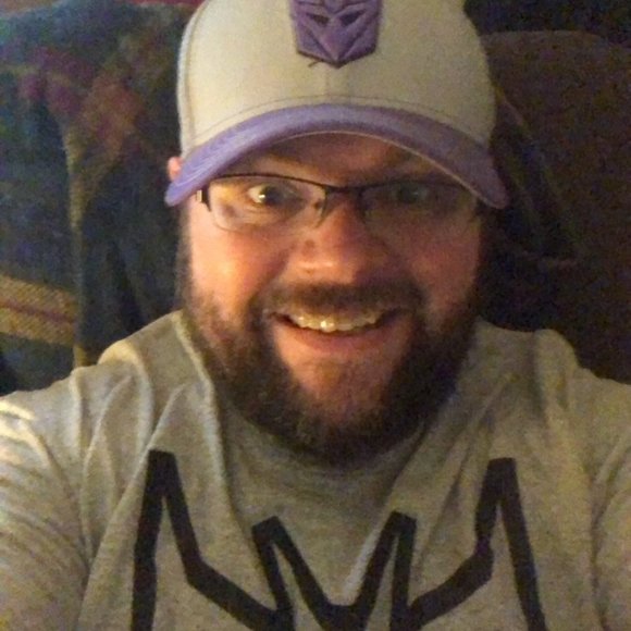Profile Picture of Thomas Hamer (@hamer_tom) on Poshmark