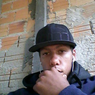 Profile Picture of Bryan Mello (@bryamlindsey) on Twitter