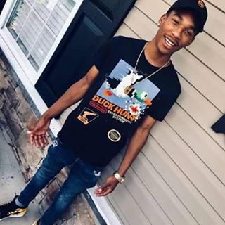 Profile Picture of Aaron Rhyne (@aaron.rhyne.73) on Facebook