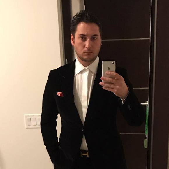 Profile Picture of Michael Donato (@canadamike) on Poshmark