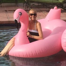 Profile Picture of Caroline Moore (@DodgersandDecor) on Pinterest