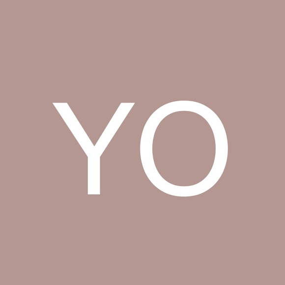 Profile Picture of Yangyi Ouyang (@1841572653) on Poshmark