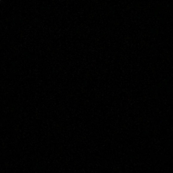 Profile Picture of Lucy Iskandar (@lucy_iskandar) on Poshmark