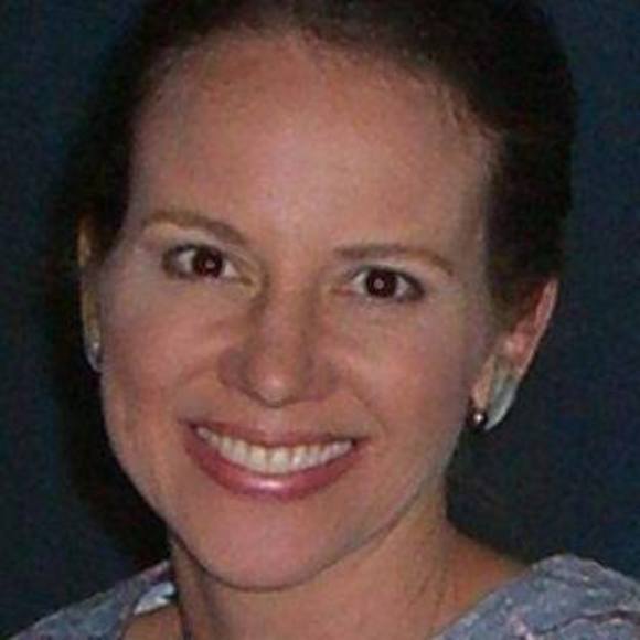 Profile Picture of Kathy Dunn (@ifindfashion) on Poshmark