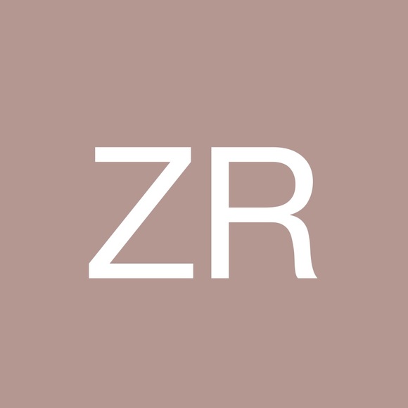 Profile Picture of Zachary Roberts (@infozacaryro) on Poshmark