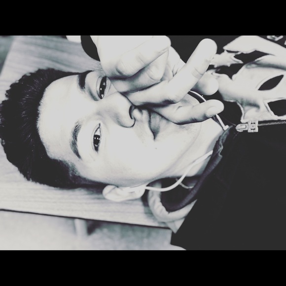 Pablo Fernandez - Poshmark Profile Picture of Pablo Fernandez (@pabs06) on Poshmark