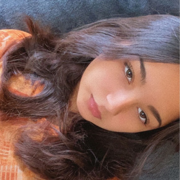 Profile Picture of Miranda Grageda (@luvkupidz) on Poshmark