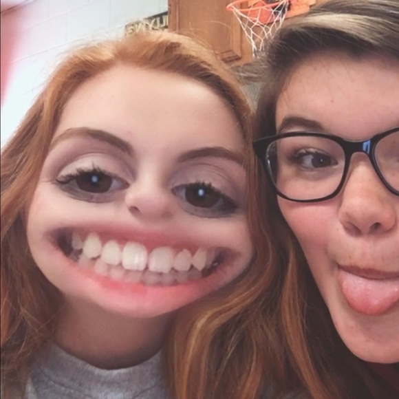 Profile Picture of Ashley Clanton (@ahc217) on Poshmark