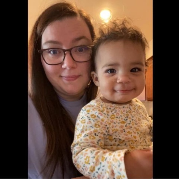 Profile Picture of Amber Braski (@am_brasks) on Poshmark