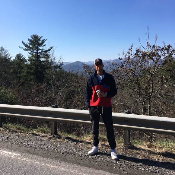 Profile Picture of Craig Kitts (@craigkitts) on Poshmark