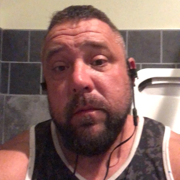 Profile Picture of Chris Singletary (@casrhino) on Poshmark