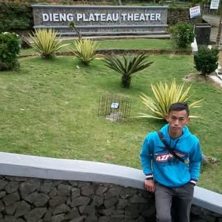 Profile Picture of Lihin (@chichol) on Instagram