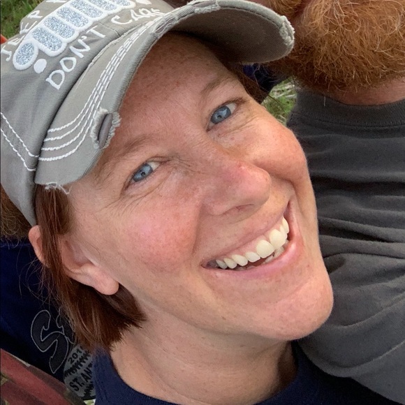 Profile Picture of Erica Scherzinger (@eallinger) on Poshmark