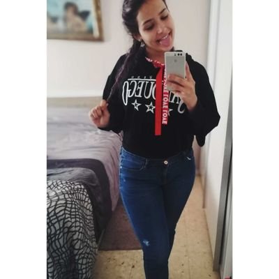 Profile Picture of Laura Segarra (@LauraSegarra14) on Twitter