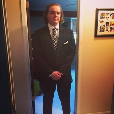 Profile Picture of Robert Shier (@zombert99) on Twitter