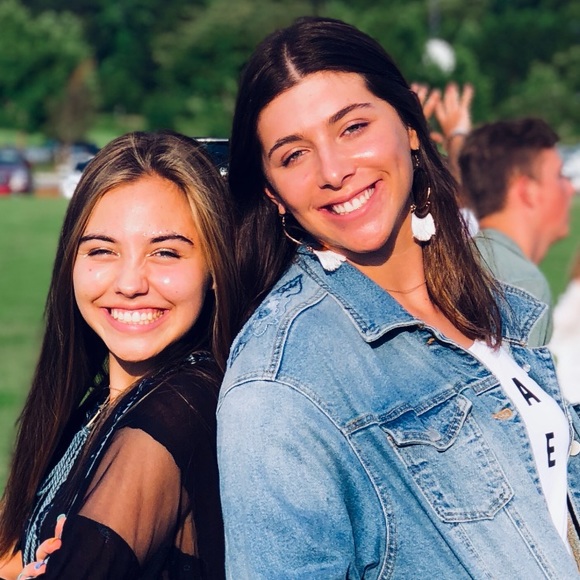 Kara Kalish - Poshmark Profile Picture of Kara Kalish (@karakalish) on Poshmark