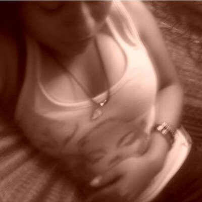 Profile Picture of Guillermina Lopez Ku (@minaku88) on Twitter