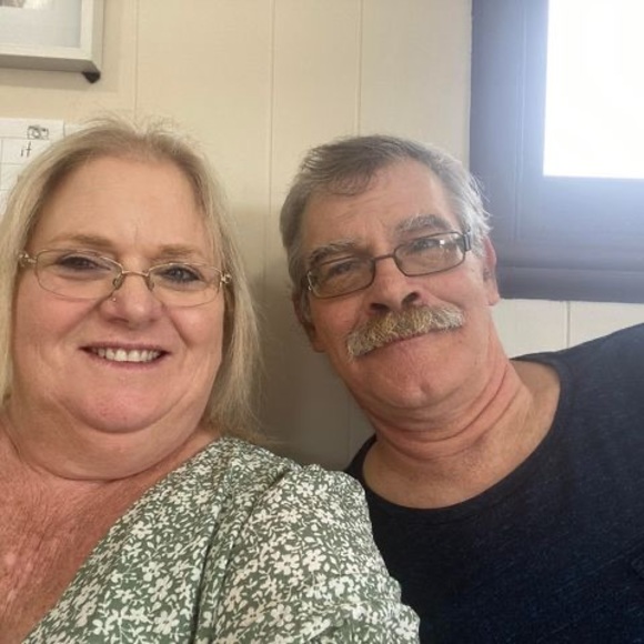 Profile Picture of Wendy Linnette (@wendy_linnette) on Poshmark