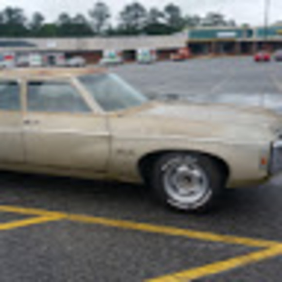 Profile Picture of Derell Mack (@mrmack1008) on Poshmark