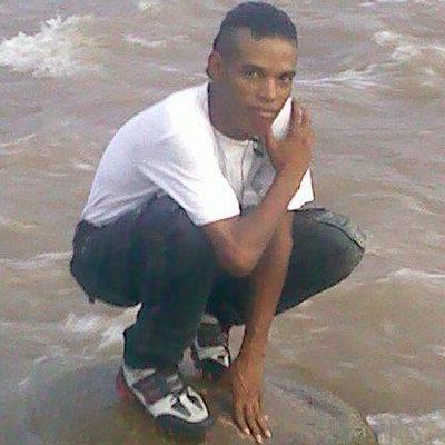 Profile Picture of Rogelio Marquez (@rogeliom3) on Twitter