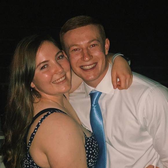 Profile Picture of Brynne Growney (@bgrowney) on Poshmark