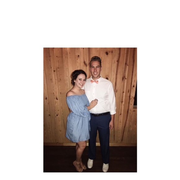 Andrew Winn - Poshmark Profile Picture of Andrew Winn (@andrewwinn) on Poshmark