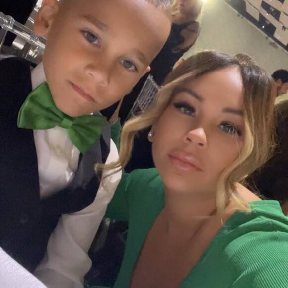 Profile Picture of Christina Distasio (@thefungirl) on Poshmark