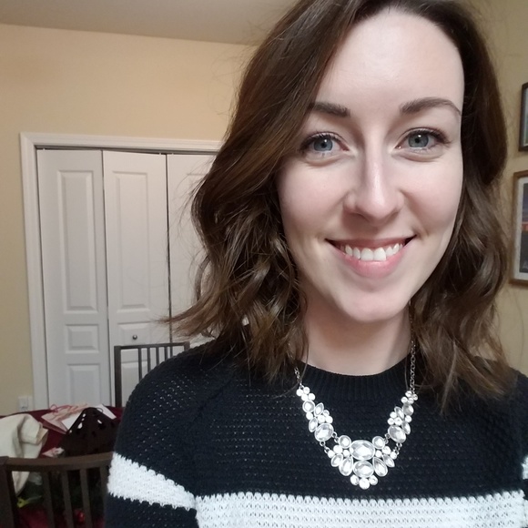 Profile Picture of Bethany Carver (@bethanygibbs26) on Poshmark