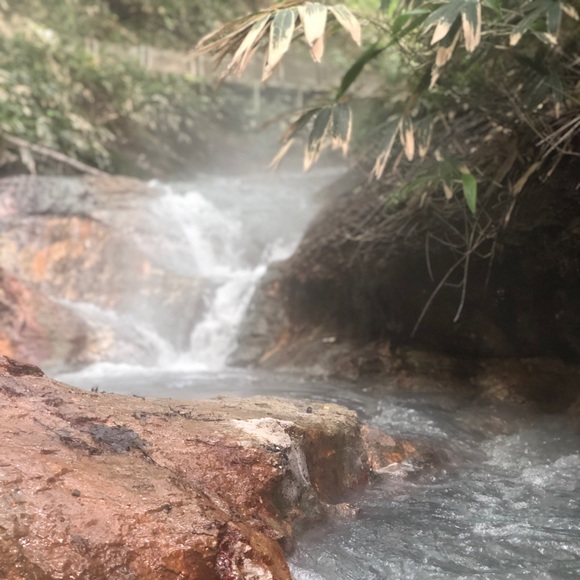 Profile Picture of Jerry Wu (@dopestuh) on Poshmark