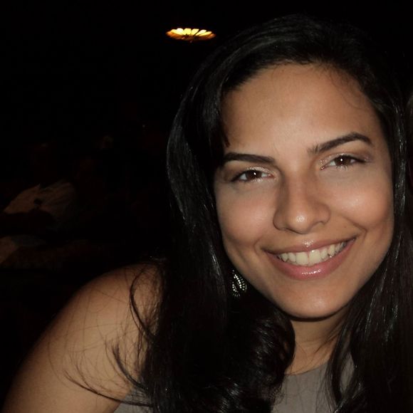 Profile Picture of Ana Corujo (@anac895) on Poshmark