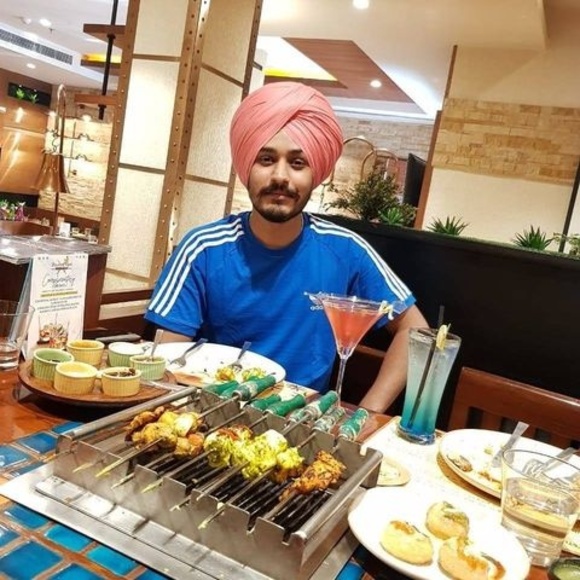 Profile Picture of Guriqbal Singh (@singhguriqbal68) on Poshmark