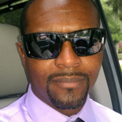 Profile Picture of John Edison (@pezo4real) on Twitter