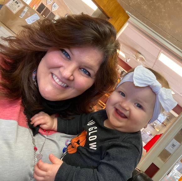 Profile Picture of Leslie Bryan (@tiermara) on Poshmark