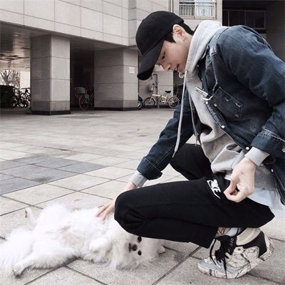 Profile Picture of June Nguyen (@junenguyen1996) on Twitter