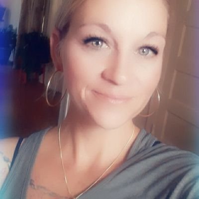 Profile Picture of Beth Gibbs (@bethgibbs92) on Twitter