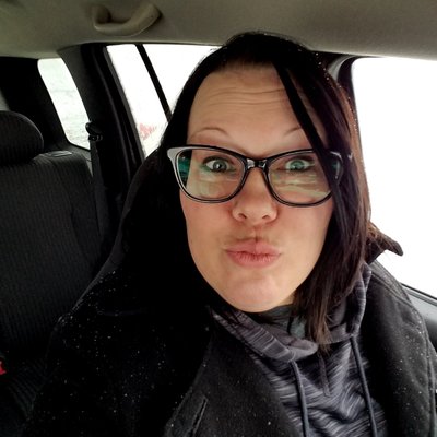 Profile Picture of Jennifer Eller (@JenniferEller15) on Twitter