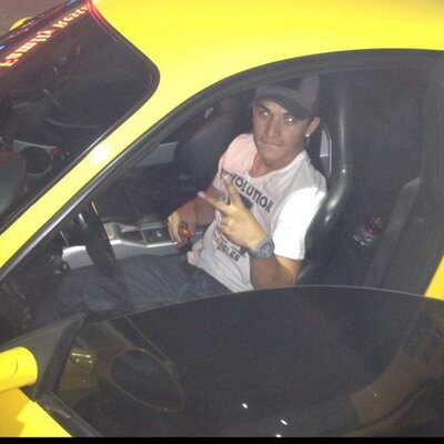 Profile Picture of Jessie V Lomeli (@LomeliV) on Twitter